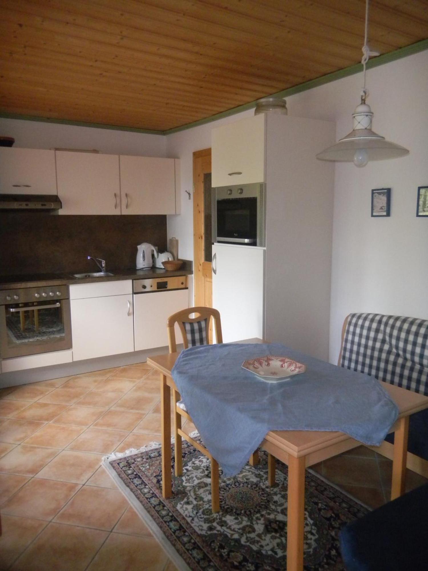 Charlotte Am Geigenbuehel -apartments 3*