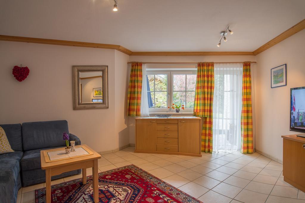 Apartahotel Charlotte Am Geigenbuehel -apartments