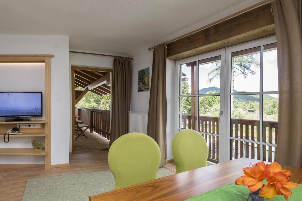 Charlotte Am Geigenbuehel -apartments 3*